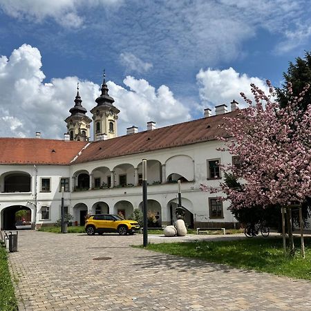 Forst-Haz Apartman Eger Exteriér fotografie
